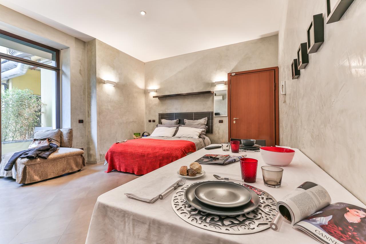San Babila Suite Мілан Екстер'єр фото